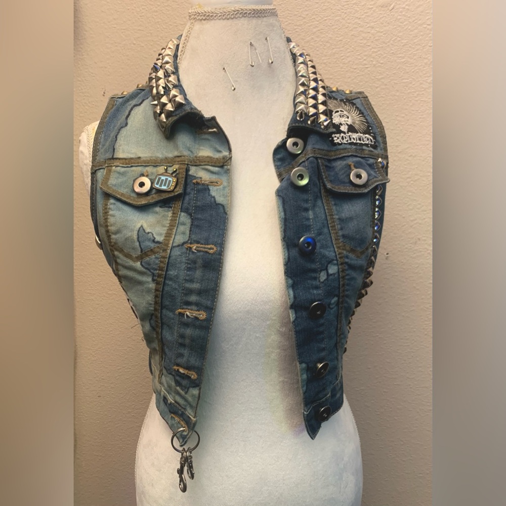 DNAS Punk Rock Studded Vest